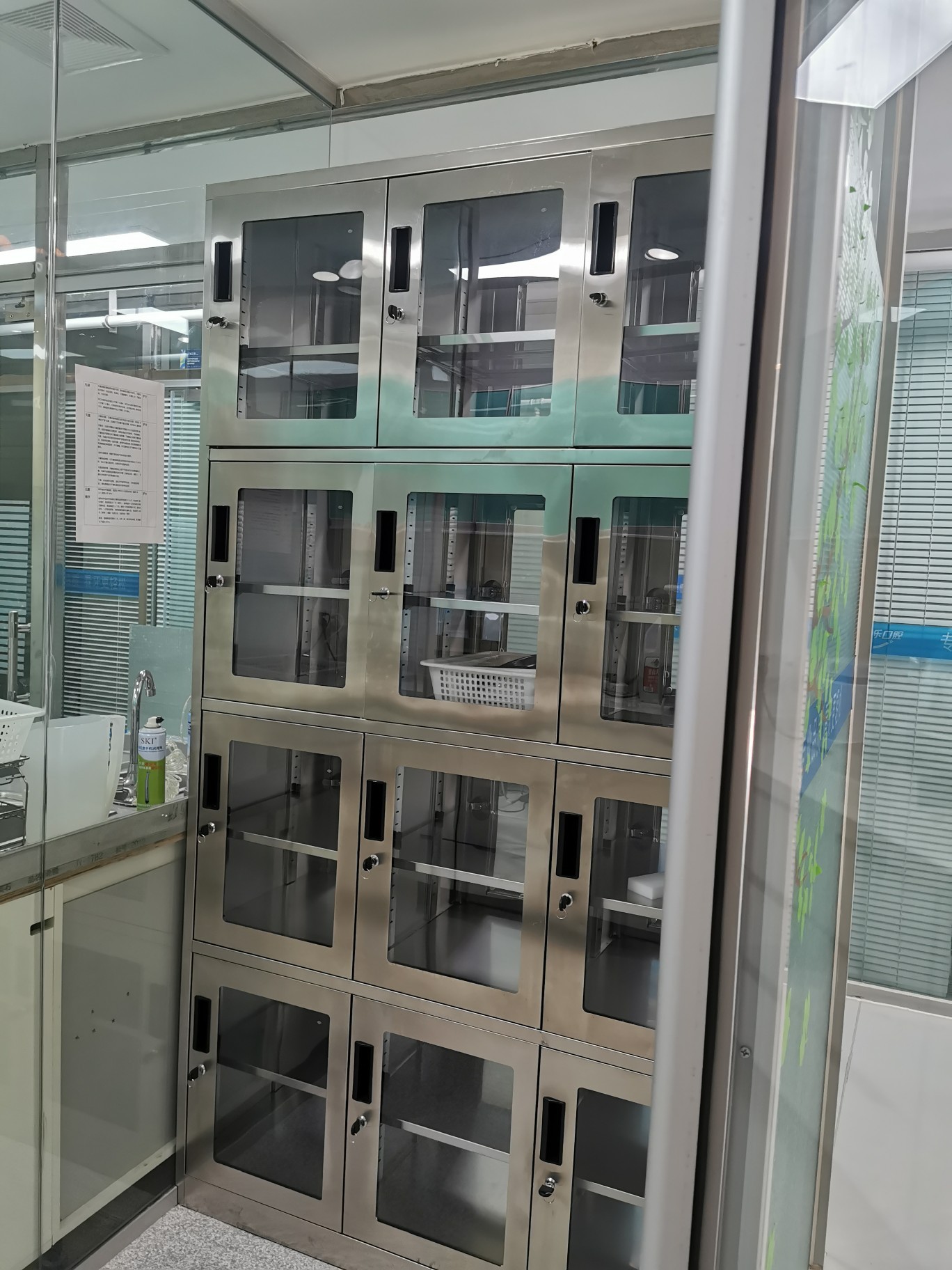 定制304不锈钢双面玻璃门西药柜12门药品柜配药柜医疗无菌器械柜