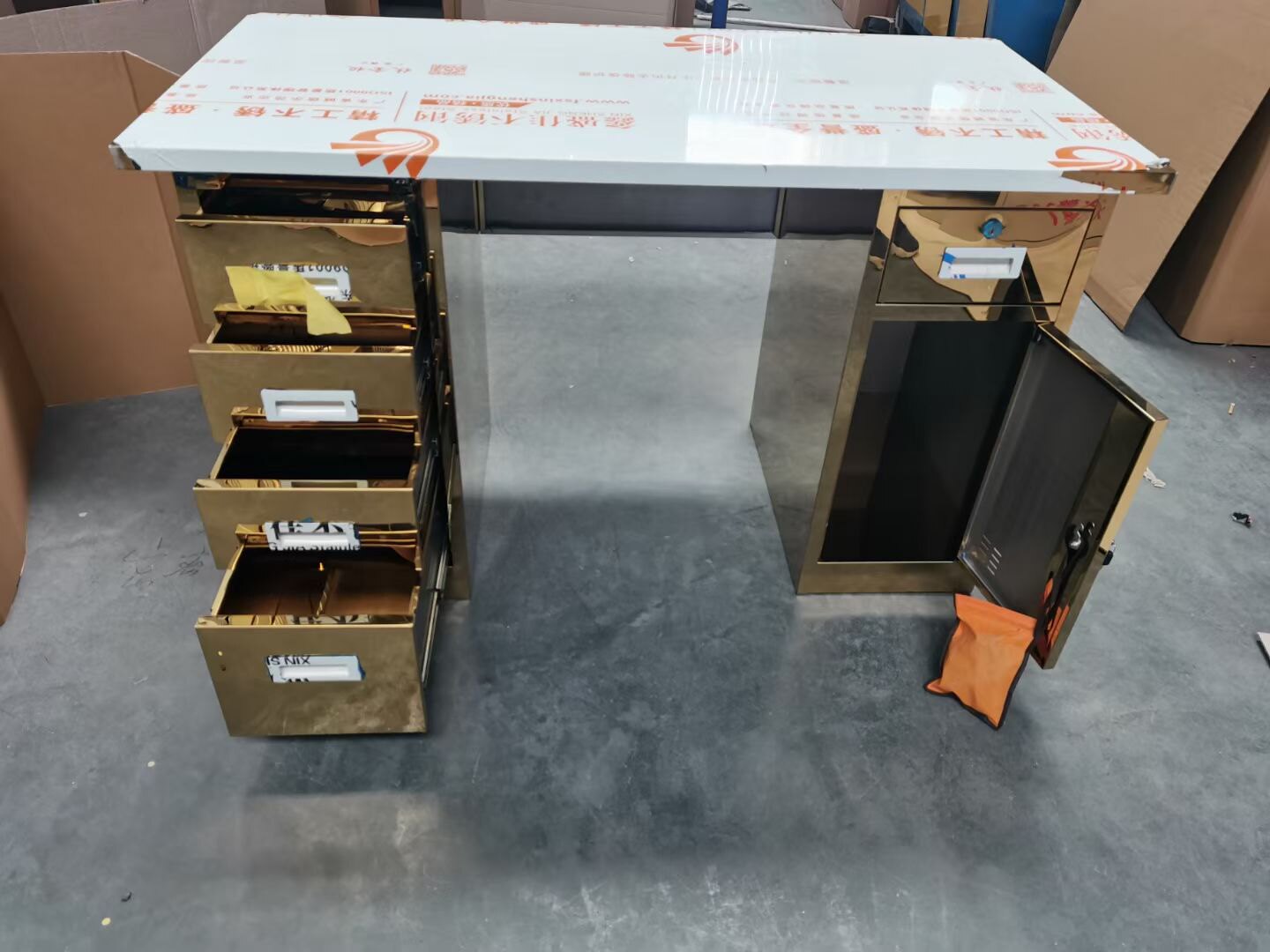 定制不锈钢五斗一门办公桌加厚电脑桌医院长方形工作台工厂操作台