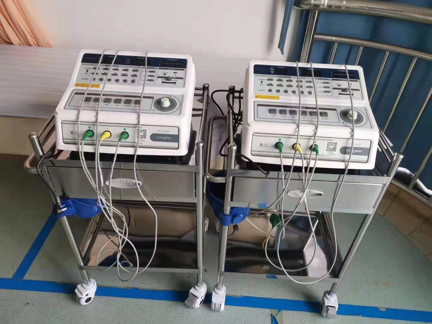 厂家定制医用一斗手推车304不锈钢医疗手术移动仪器车加厚工具车