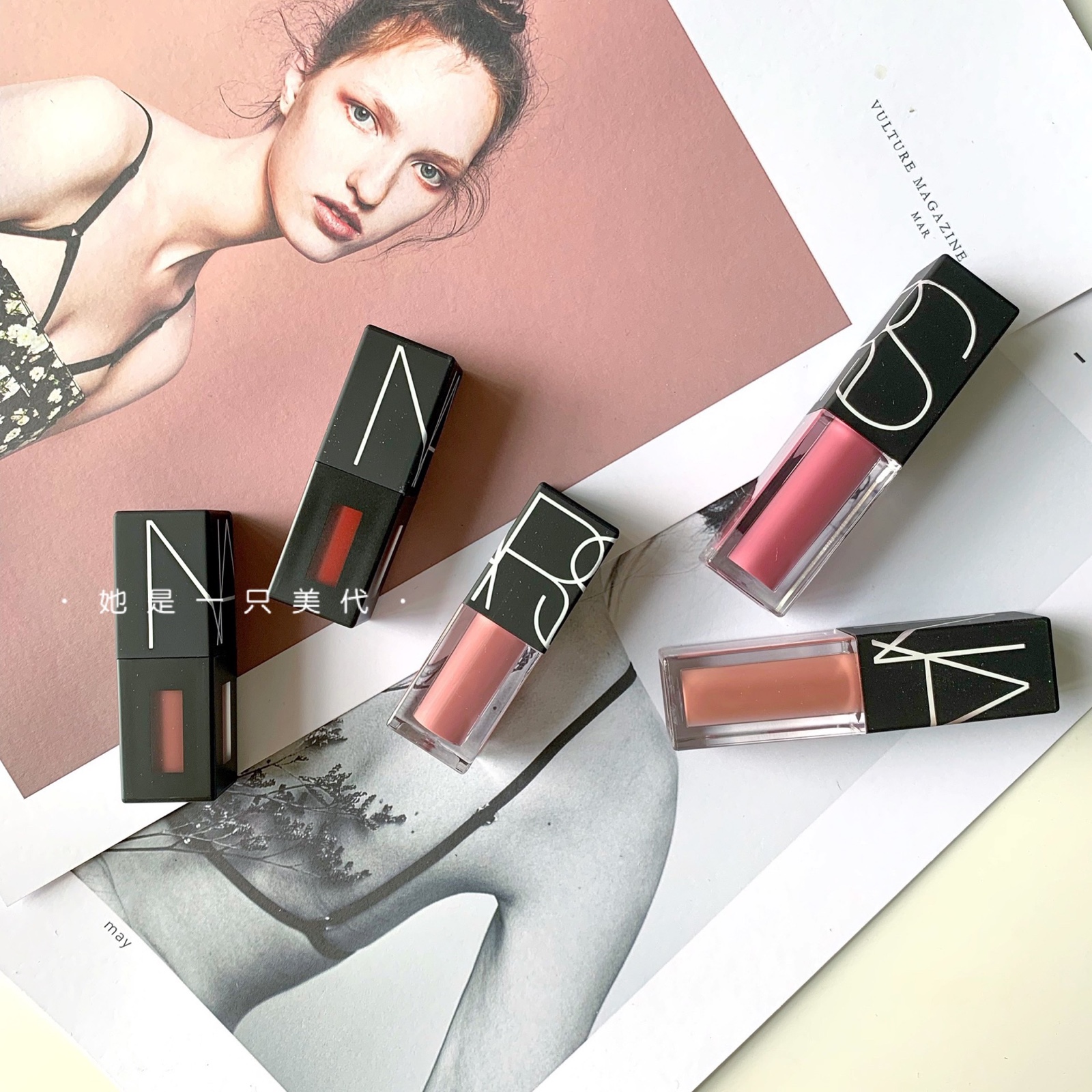 Spot American NARS Starwoman le palace bound medium sample retro red lip glaze