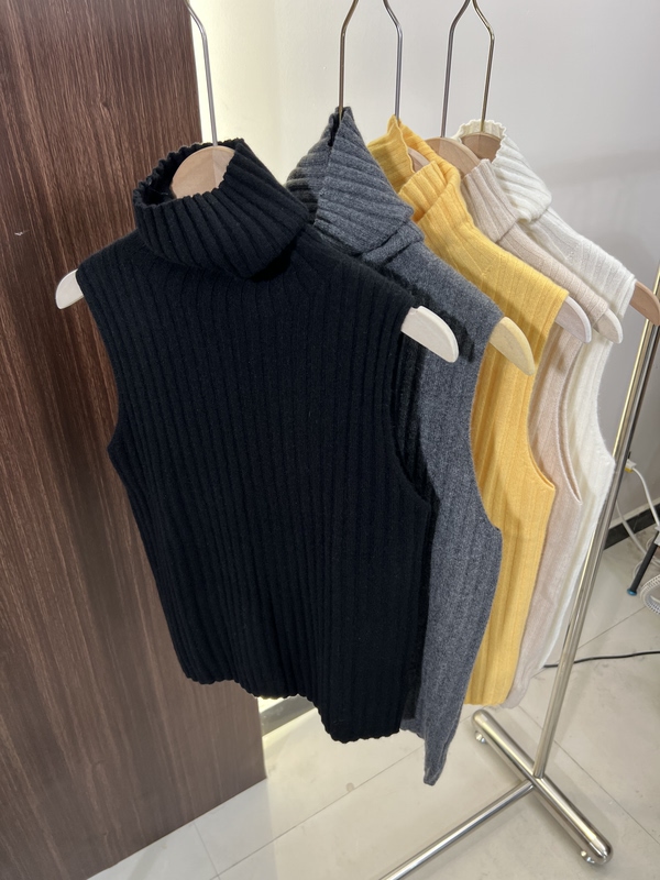 14.5 Microns! High-Neck 100% Cashmere Sweater Vest for Women, Slim-Fit Pullover, Cashmere Base Layer Sweater