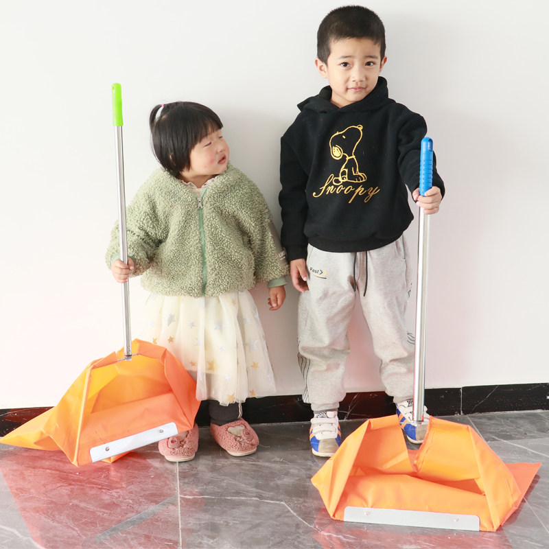 Outdoor plastic wind-proof garbage shovel sanitation garbage fight wind-proof bag portable collection bag handle dustpan