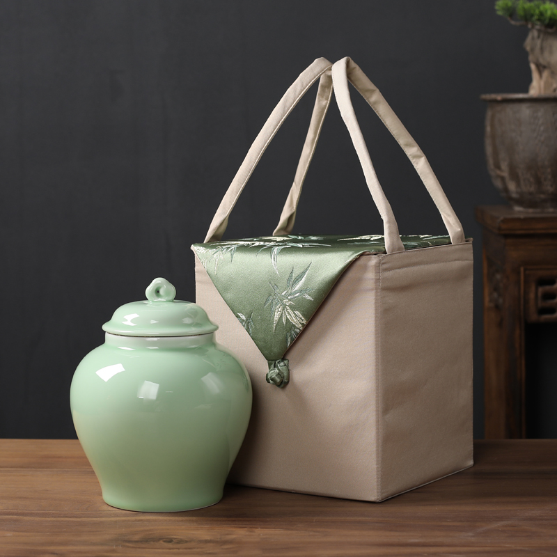 Celadon caddy fixings seal pot 1 catty ceramics is a large green tea pu - erh tea general empty cloth gift box packing