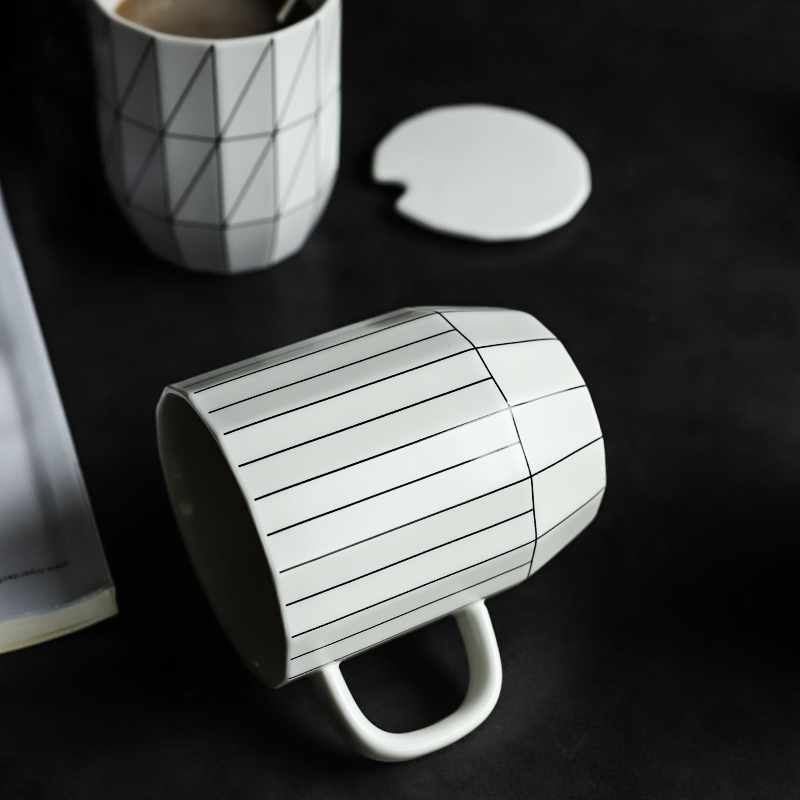 Tinyhome Scandinavian simple geometry line new ceramic mugs and lovely breakfast cup tea cups of coffee cup