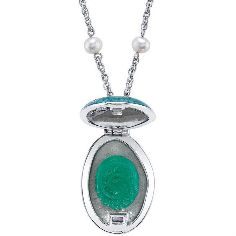Moana: Heart of Te Fiti Enamel Pendant Necklace That Can Be Opened and Closed, Anime Merchandise Moana: Heart of Te Fiti Enamel Pendant Necklace That Can Be Opened and Closed, Anime Merchandise