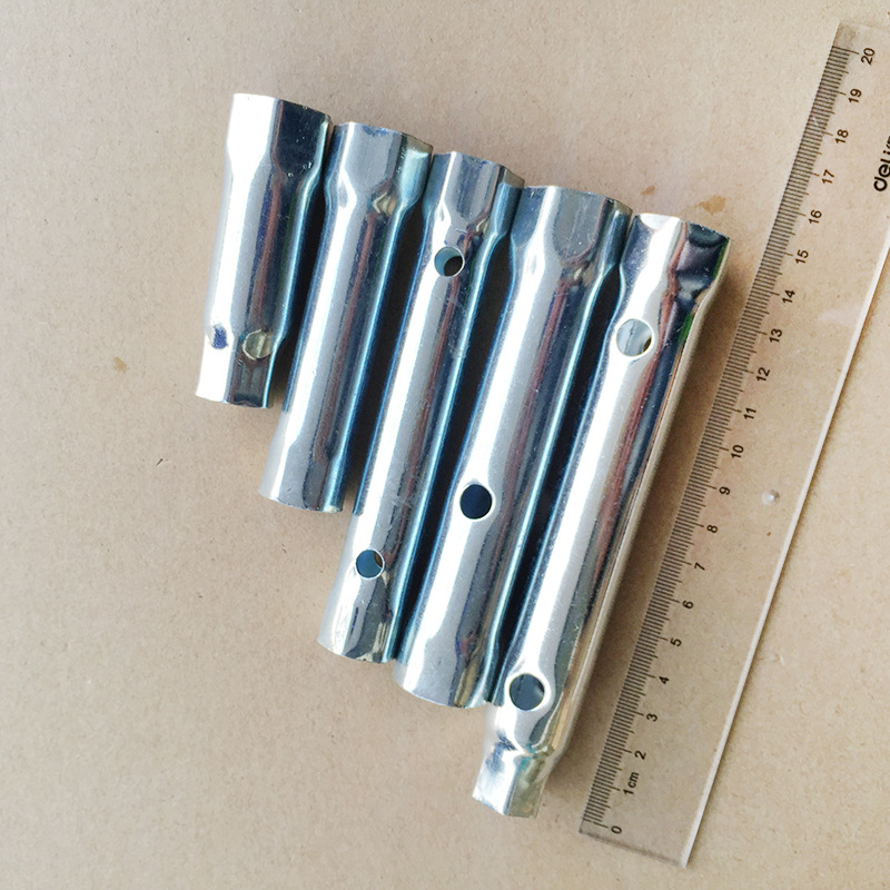 Flower Plug Sleeve Universal Sleeve Simple Locomotive sleeve tool sleeve wrench Various specifications Activity sleeves