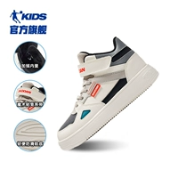 Кремовые черные флисовые кроссовки