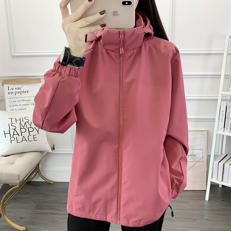 Spring and Autumn Single-Layer Windbreaker for Women, Thin Windproof, Waterproof, Breathable Jacket, Loose Soft Shell Mountaineering Suit for Men