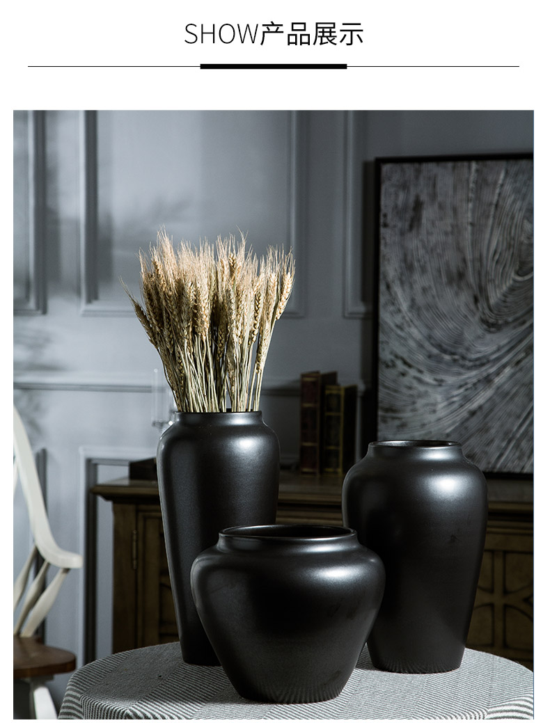 Jingdezhen ceramic vase furnishing articles coarse pottery black contracted dry flower arranging hotel retro hydroponic flower implement creative living room