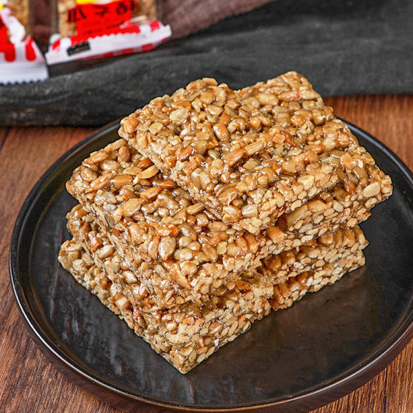 周万章 瓜子酥 2斤 天猫优惠券折后￥13.8包邮（￥18.8-5）