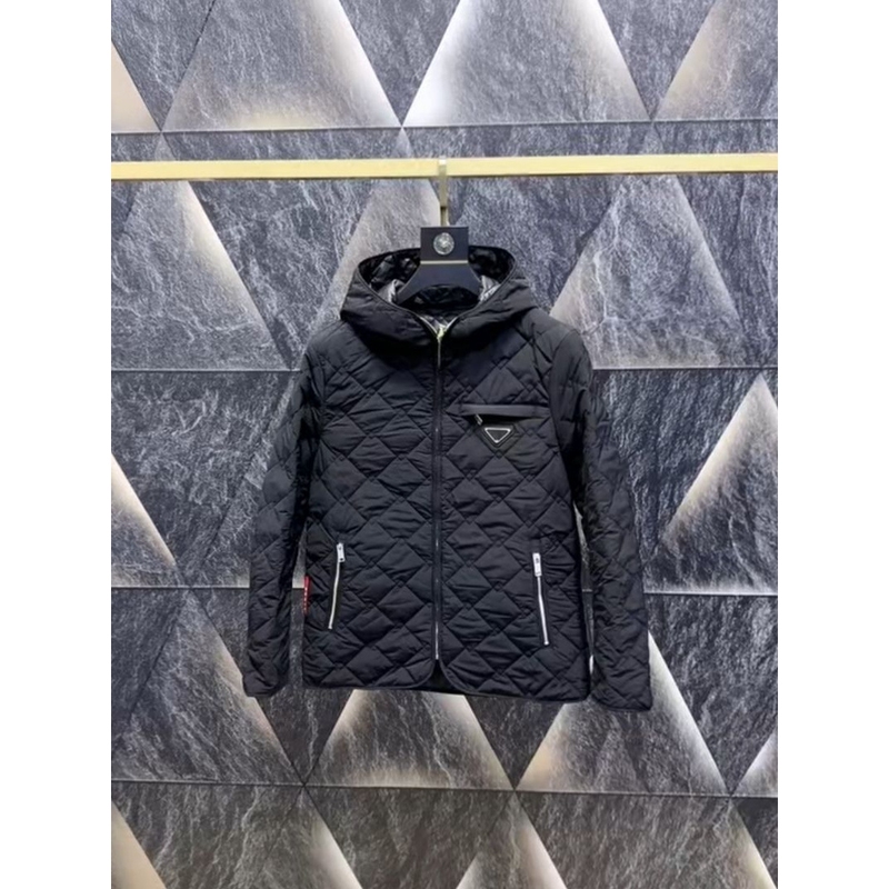 Suitable for Dainwang Prada Men's Clothing Collaboration Autumn and Winter Men's Cotton Jacket 2026 New Hooded Coat for Men Suitable for Dainwang Prada Men's Clothing Collaboration Autumn and Winter Men's Cotton Jacket 2026 New Hooded Coat for Men