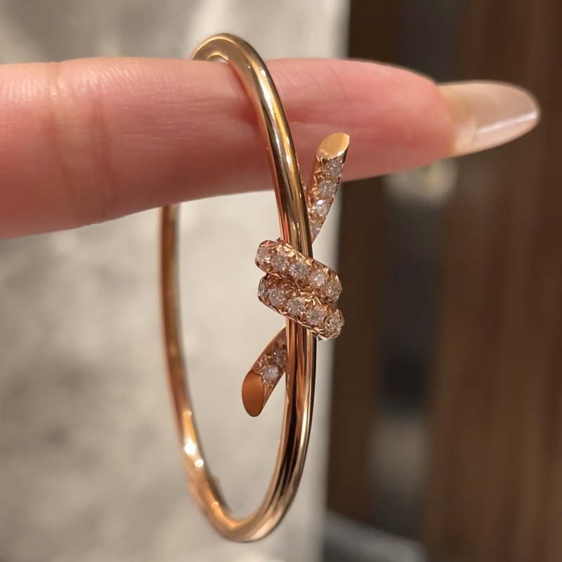 18K Gold Diamond Rose Gold Knot Rope Bracelet