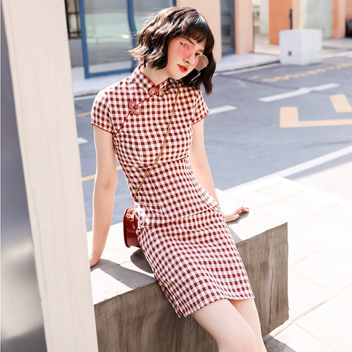 Красное цветное ретро ципао, короткое платье