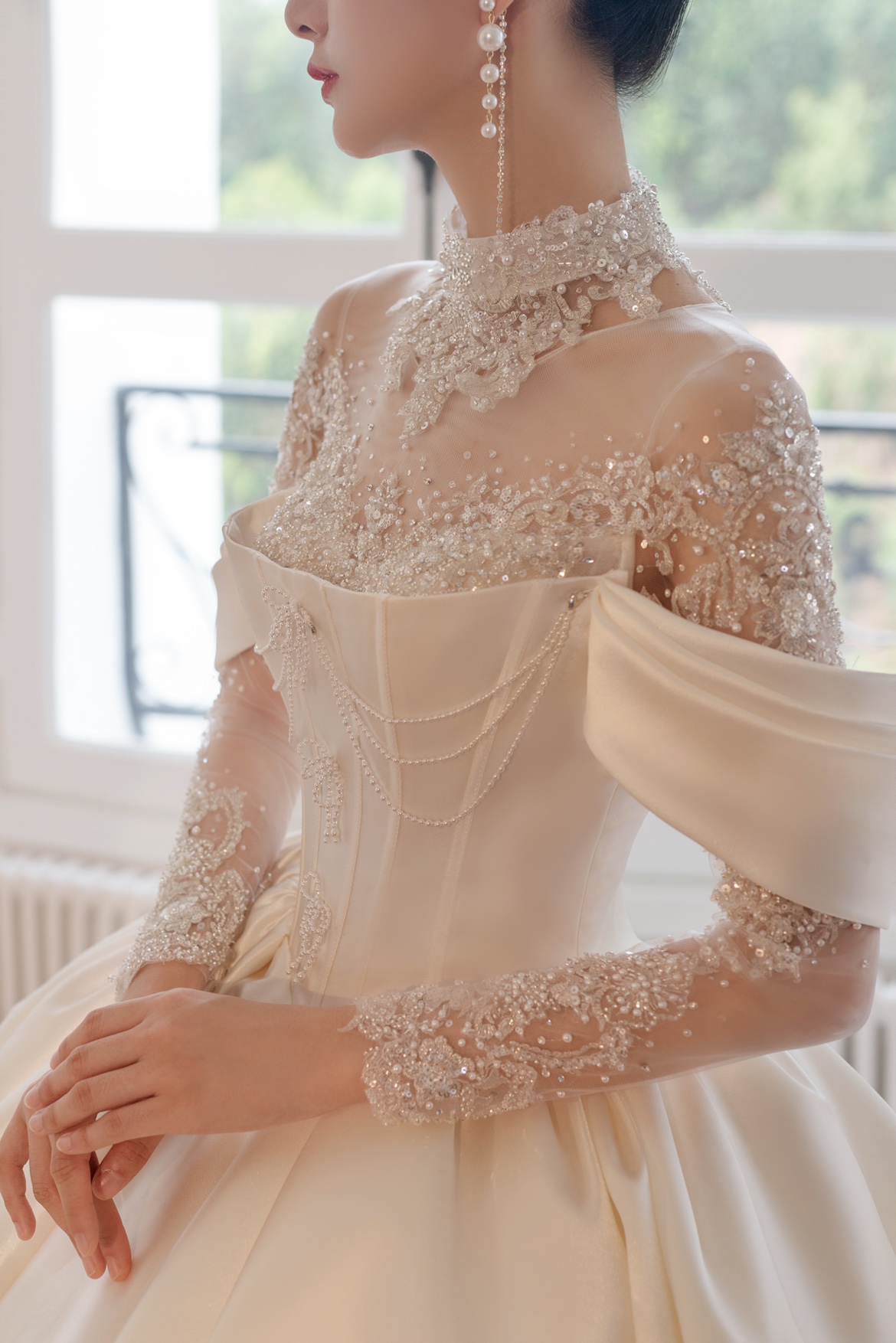 Rental genuine Bella Bride Bella Gao Dingding Wedding Speaking Retro Heavy Heavy Works Saton Long -sleeved Tail Main Rental genuine Bella Bride Bella Gao Dingding Wedding Speaking Retro Heavy Heavy Works Saton Long -sleeved Tail Main