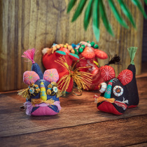 This is the hand craft tradition Chinese wind cloth tiger pendants handmade souvenirs folk handicraft special key buckle