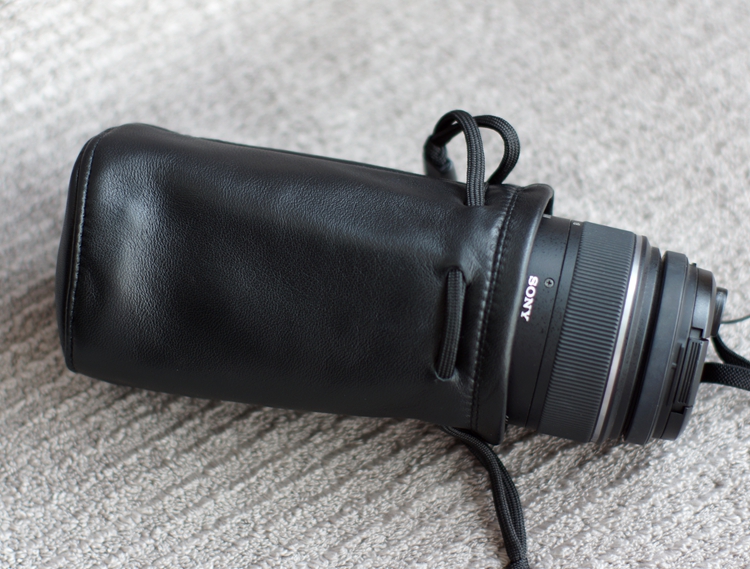 Handmade sheepskin customization is suitable for adapting to the micro-single lens bag lens bag lens protective cover