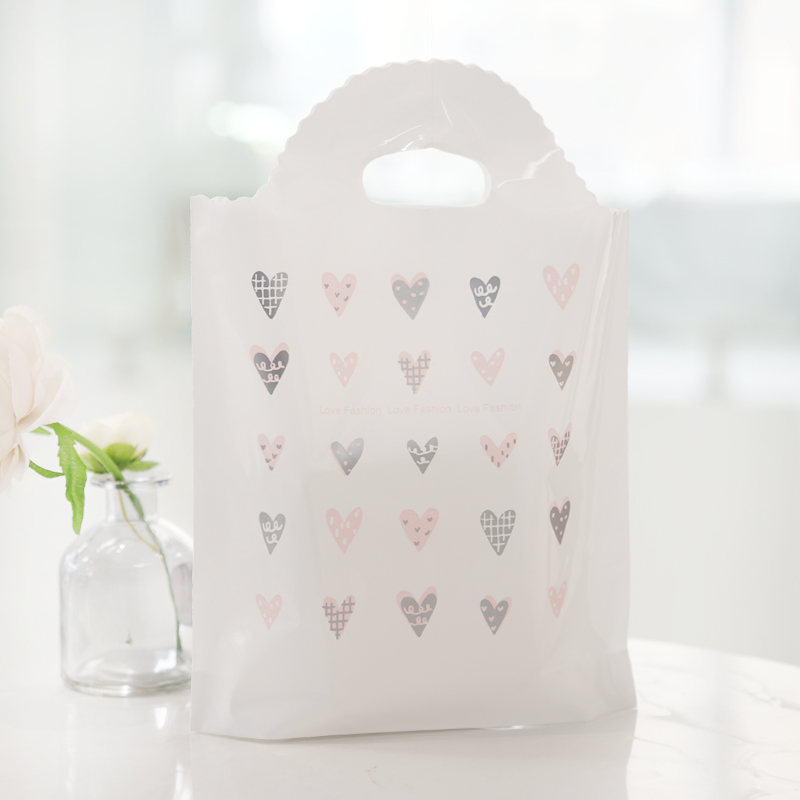 Love small large-scale dessert bag bag bag bag girl clothes shop handbag ordered logo