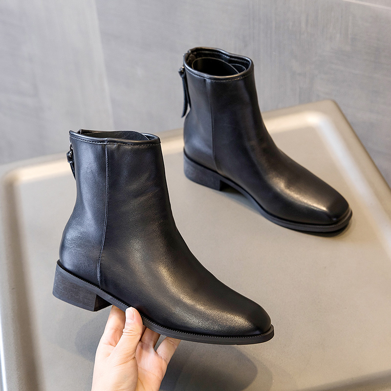 British style Martin boots women's autumn and winter 2022 new net red thin boots medium heel thick heel short tube small boots