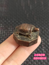 Antique bronze antique seal seal small turtle solid red copper seal old paste bronze seal bronze seal