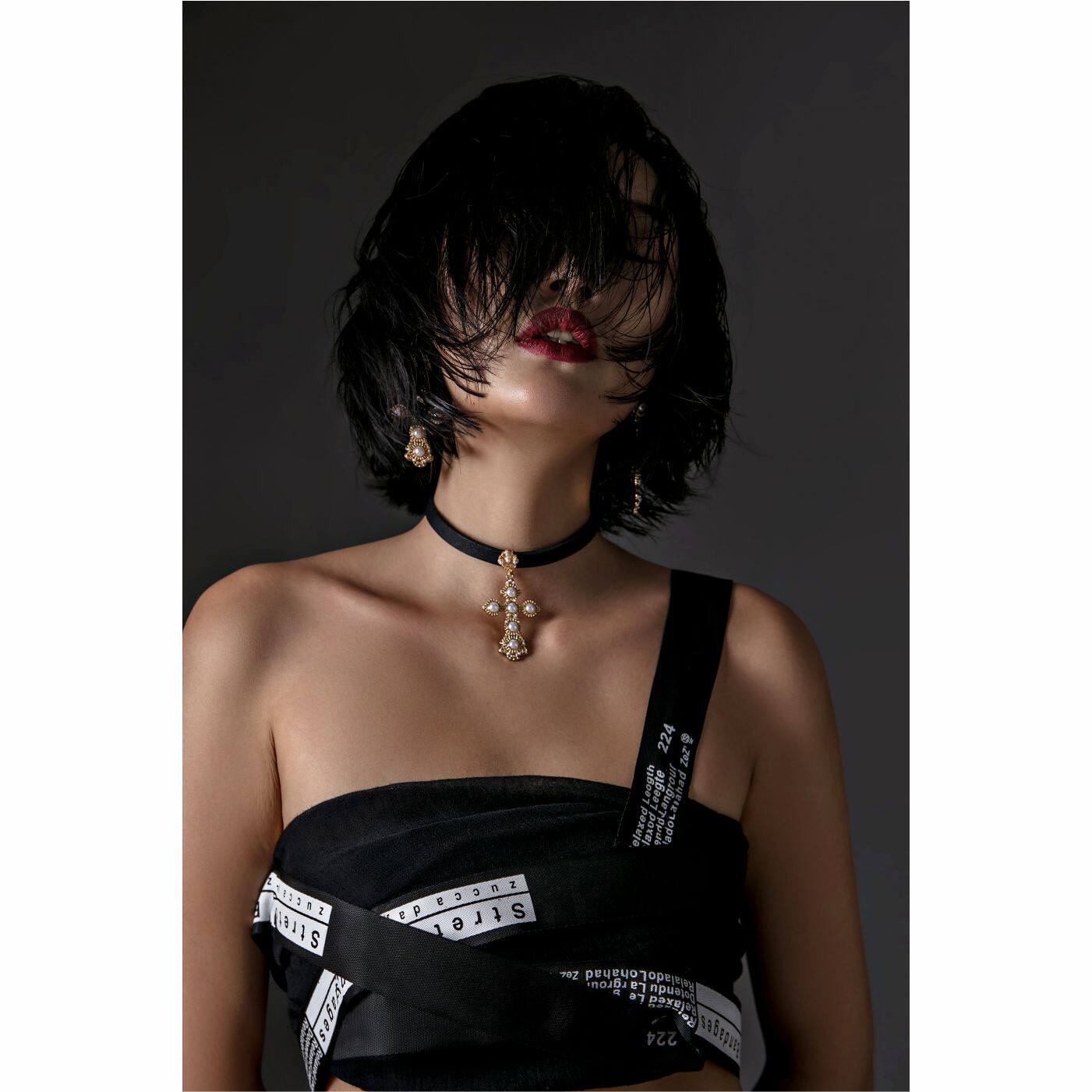 Original Choker Necklace Cross Pearl Baroque Byzantine Clavicle Chain Earrings Black Choker Necklace