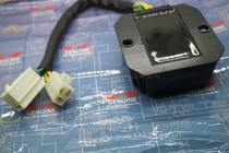 Futian tricycle voltage stabilizer Zongshen Futian 200 water-cooled high power caravan rectifier 200-3 voltage stabilizer