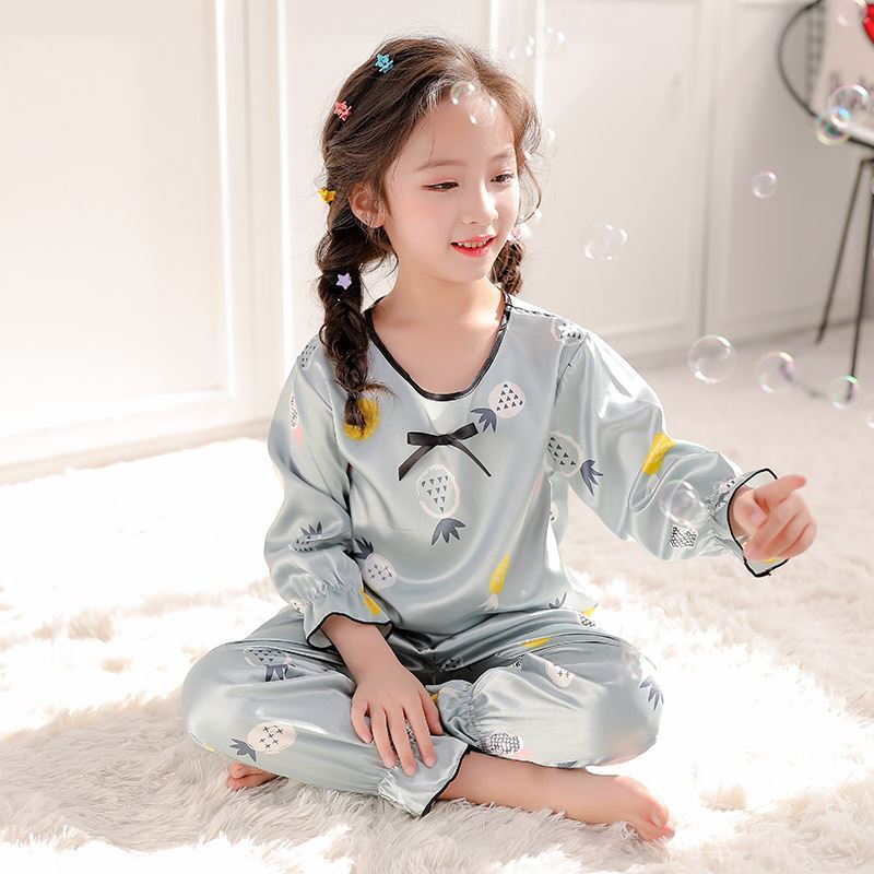 Cô gái quanh cổ áo lụa băng nhà quần áo. Thiết lập năm 2020 mùa xuân childrens quần dài tay Pyjama hai mảnh máy lạnh phù hợp