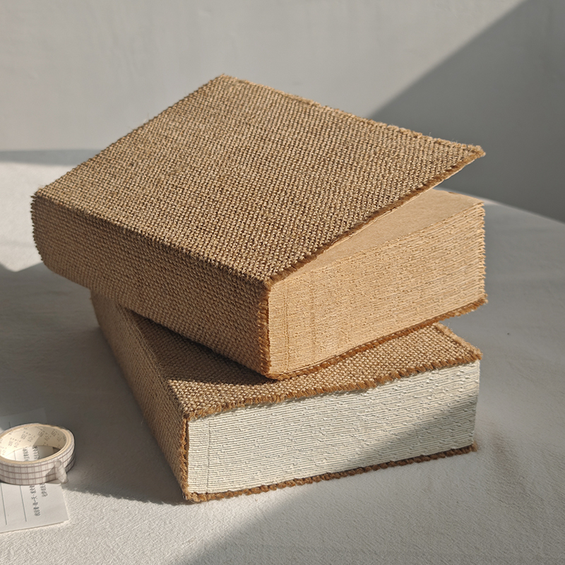 Dictionary-Style Notebook with Linen Edges, Vintage-Style Journal, Kraft Paper, One Book for One Year of Diary, One Page Per Day, Extra-Thick Notebook, Annual Record, Company Annual Meeting Event Souvenir, Opening Celebration Gift