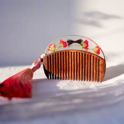(Square object)Fetal hair souvenir handmade original baby creative fetal hair sandalwood resin dried flower comb