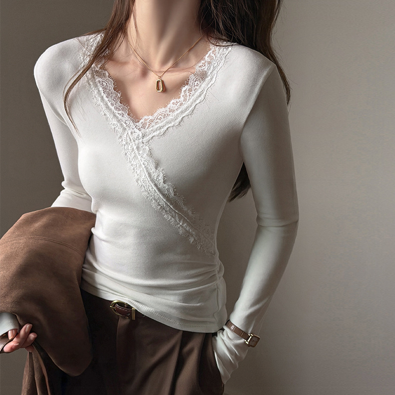 Autumn and Winter Brushed Lace Patchwork Long-Sleeve Base Shirt for Women, Regular Shoulder T-Shirt for Layering or Wearing Alone, Solid Color Slim-Fit Top Autumn and Winter Brushed Lace Patchwork Long-Sleeve Base Shirt for Women, Regular Shoulder T-Shirt for Layering or Wearing Alone, Solid Color Slim-Fit Top