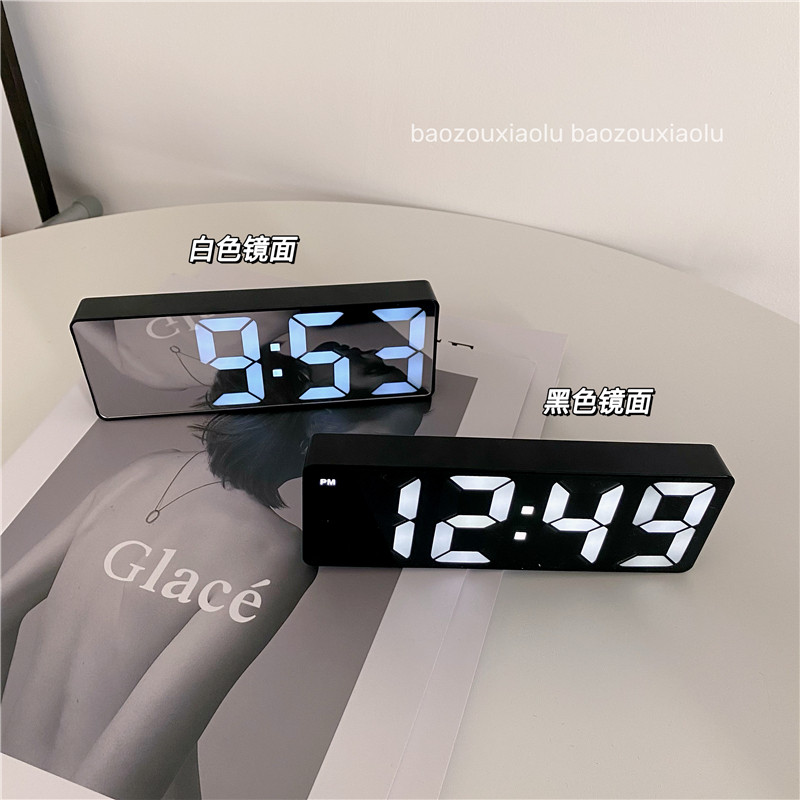 Japanese simple black and white mirror LED voice-activated alarm clock dormitory bedside desktop digital clock temperature calendar electronic clock
