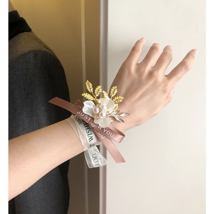 (2021 materialistic Yulan wrist flower) grey Korean-style wedding wedding bride bridesmaid and sister flower minimalist hand flower