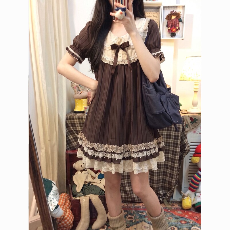Japanese-Style Girl's Dress, Retro Sweet Doll-Style Patchwork Chocolate Lace Bow Short Dress, Sweet Girl Loose Fit Japanese-Style Girl's Dress, Retro Sweet Doll-Style Patchwork Chocolate Lace Bow Short Dress, Sweet Girl Loose Fit