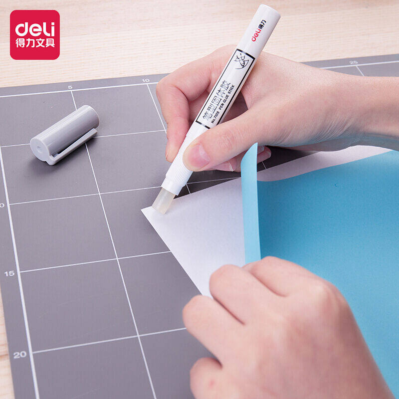 Deli (deli) style solid glue creative portable and novel replaceable core rod cycle environmental protection single assembly