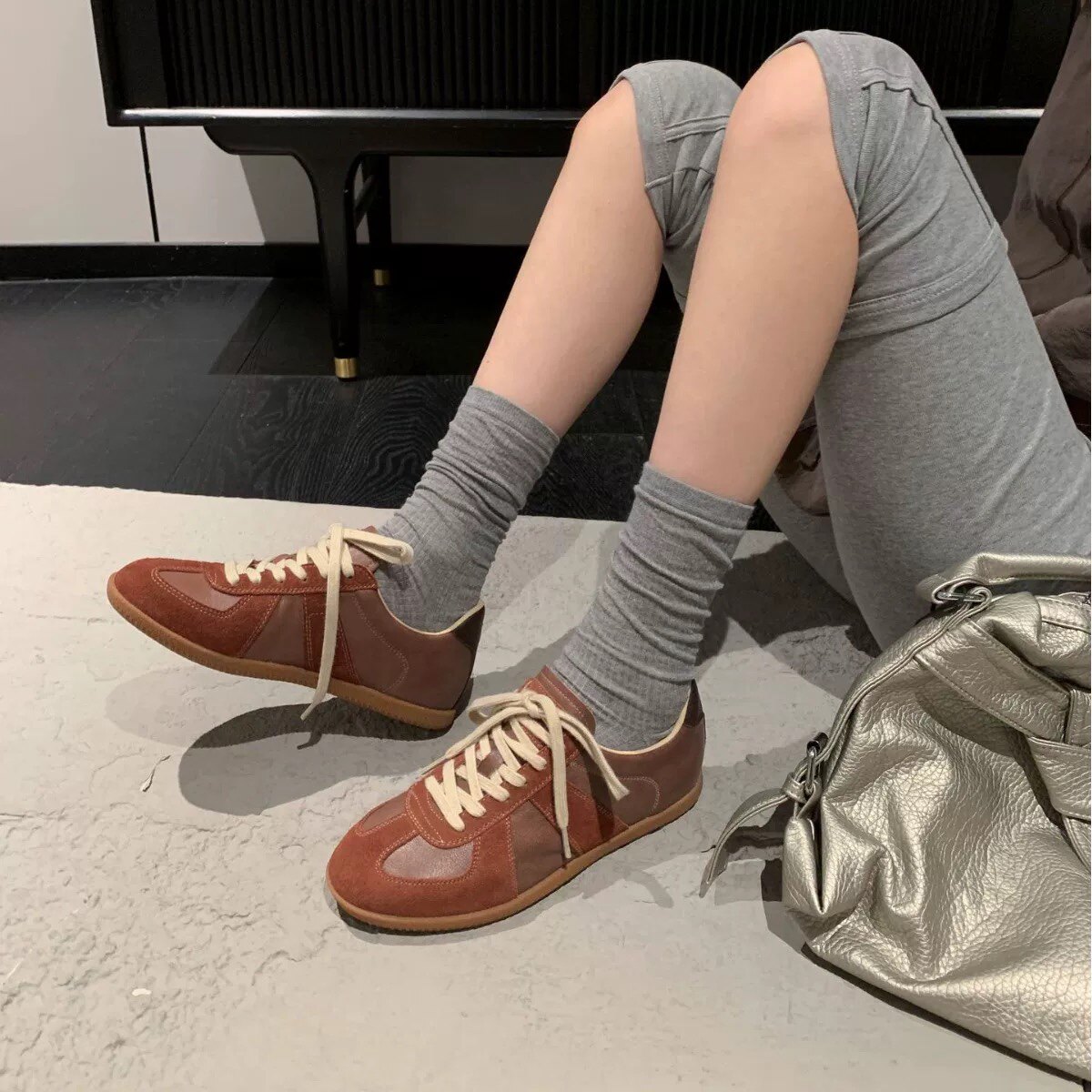 MP SHOES发拉女鞋批发的LOGO