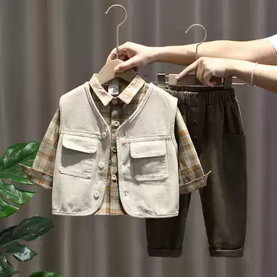 Baby foreign style spring and autumn boys set 2021 New Baby denim vest three-piece cardigan