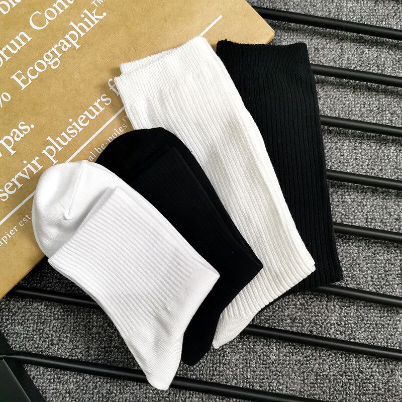 2021 new socks shop black and white solid color short mid-tube white socks sports socks for women and men