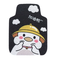 Желтая шляпа, заправка утиного кольца (передний ряд)