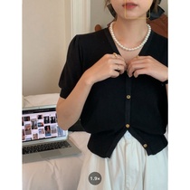 2022 Summer New V Bubble Sleeve Knitted Sweater French Senior Sense Short Sleeve T - shirt Short Cover