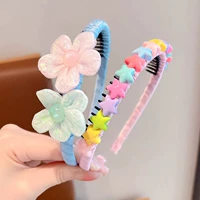 Цветы и звезды 2 штуки установлены