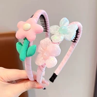 2 куска сетчатых цветов