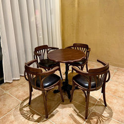 American Retro Cafe Table and Chair Theme Western Restaurant Solid Wood Dining Chair Milk Tea Cake Baking Dessert Shop Small Table
