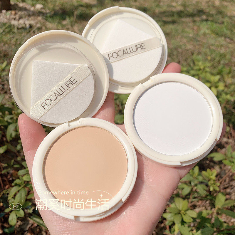 Oil Leather Kiss Mill Leather FOCALLURE Phile Deer lasting control Oil Makeup Makeup Powder Pie Honey Powder Matt and Naked Makeup