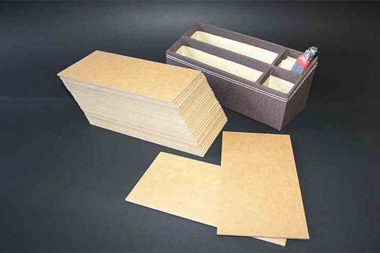 Hướng dẫn sử dụng giấy bìa cứng DIY Các tông Vật liệu mô hình lắp ráp Đồ chơi cách ly Tấm carton - Giấy văn phòng