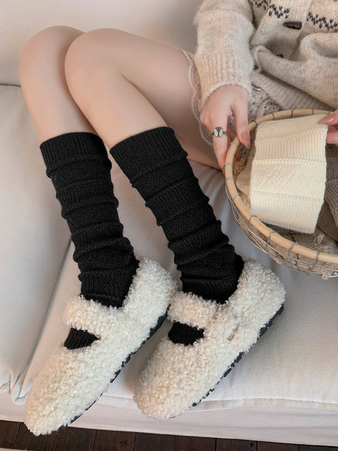 Ethnic Style Diamond Pattern Slouch Socks for Women, Autumn and Winter Warm Knitted Wool Calf Socks, Thickened for Warmth, Slimming Long Socks