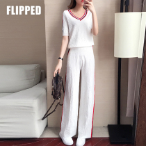  Summer knitted ice silk casual suit women 2021 new V-neck short-sleeved Korean wide-leg pants sports two-piece suit women