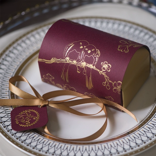 Сахарная коробка свадебная коробка конфеты INS 2021 Новая свадебная бумажная коробка сетка красная креативная сумка для сахарной сумки мори подарок сахарная коробка