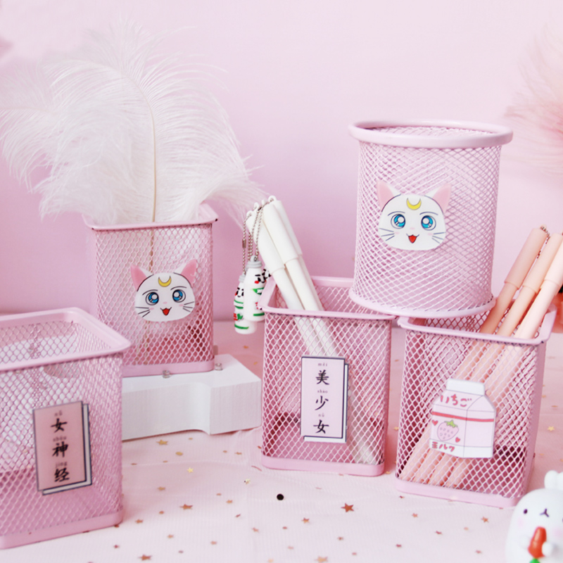 Pen container creative fashion Korean small fresh cute ins girl heart pink multi-function three-dimensional simple Nordic square round metal desktop ornaments multi-function makeup storage box pen plug