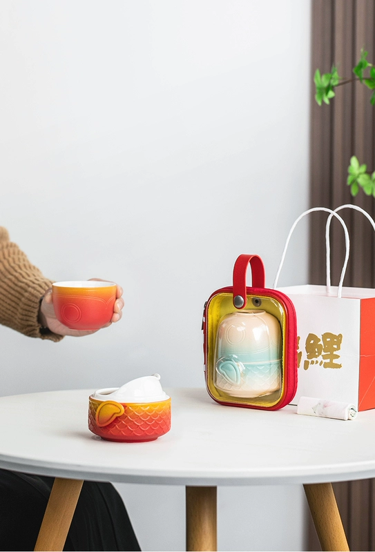 Cá koi ba mươi tuổi nhanh chóng cốc pha trà di động ngoài trời một nồi một cốc bộ trà du lịch cao cấp bộ thiết bị uống trà bộ bình trà có túi đựng đi du lịch