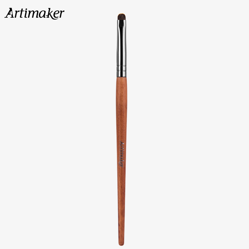 Fine professional flat eyeliner brush flat head detail brush eyeliner brush lying silkworm brush small eye shadow brush