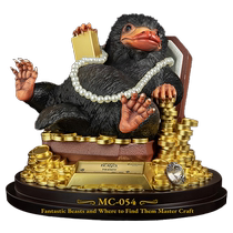 (Self-operated) Beast Kingdom Fantastic Beasts and Where to Find Them Harry Potter peripheral sniffing statue figures gifts